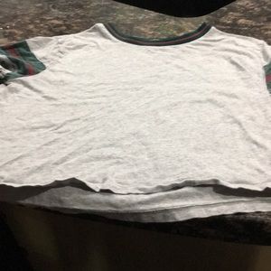 Me to we top grey medium